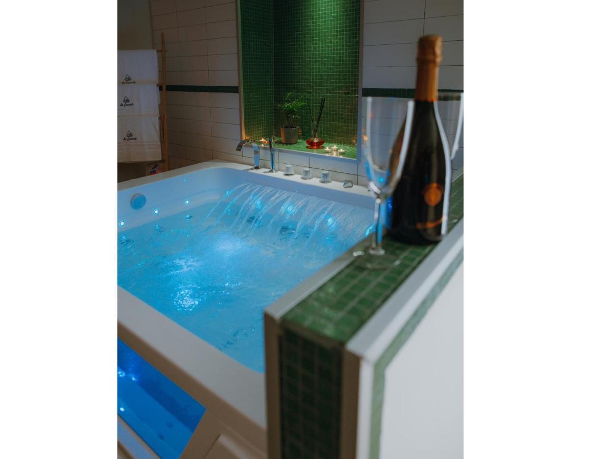 Le Coccole Luxury Suite Sannicandro di Bari Екстер'єр фото